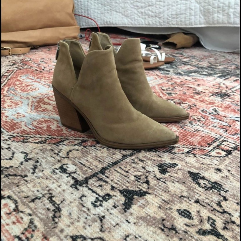 Steve Madden booties